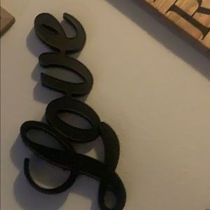 Meet your Posher, Larissa